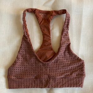 Acacia Top Mai Tai S